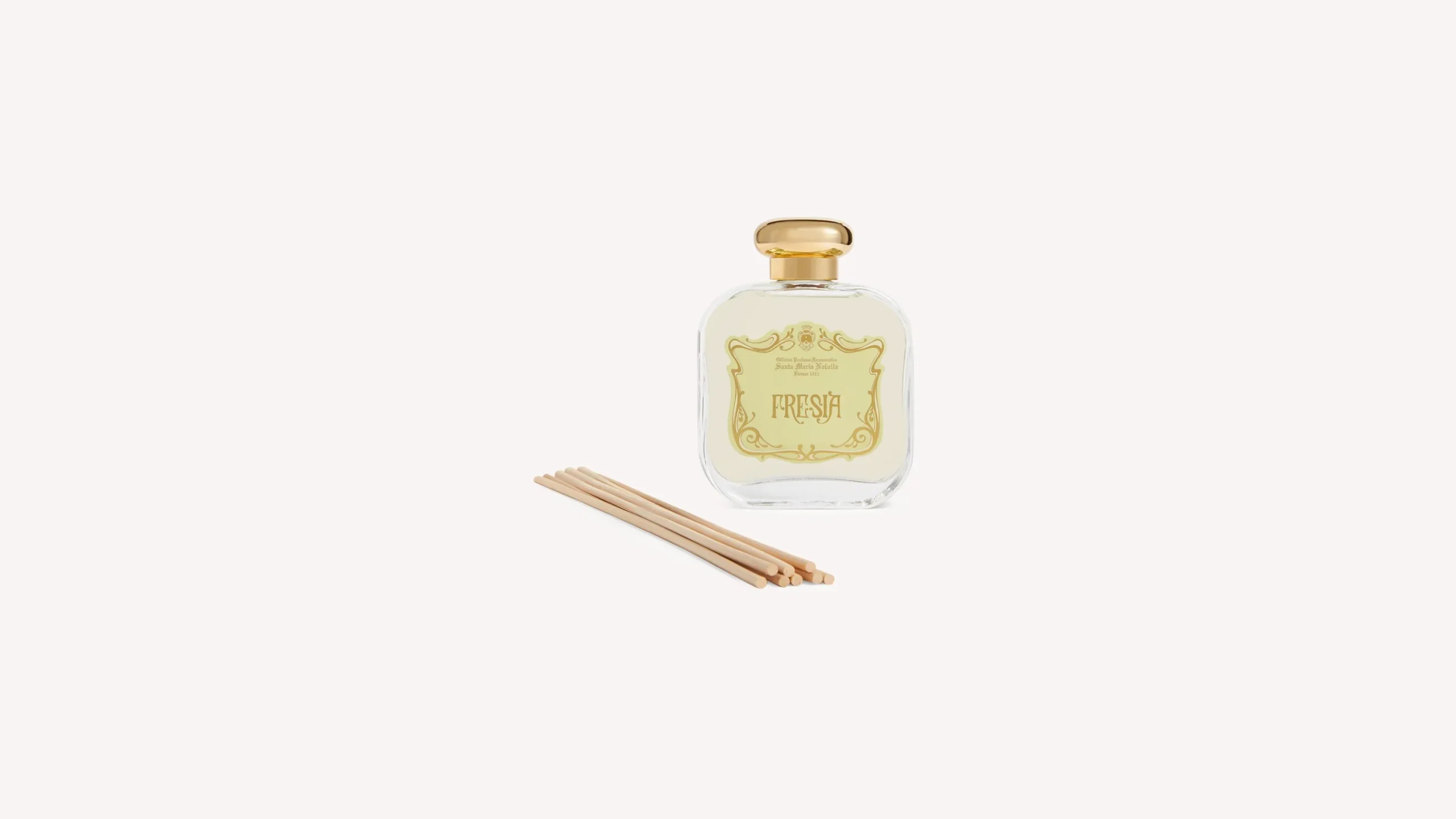 room_fragrance_diffuser_fresia_4.webp Santa Maria Novella Diffusers>Room Fragrance Diffuser Fresia