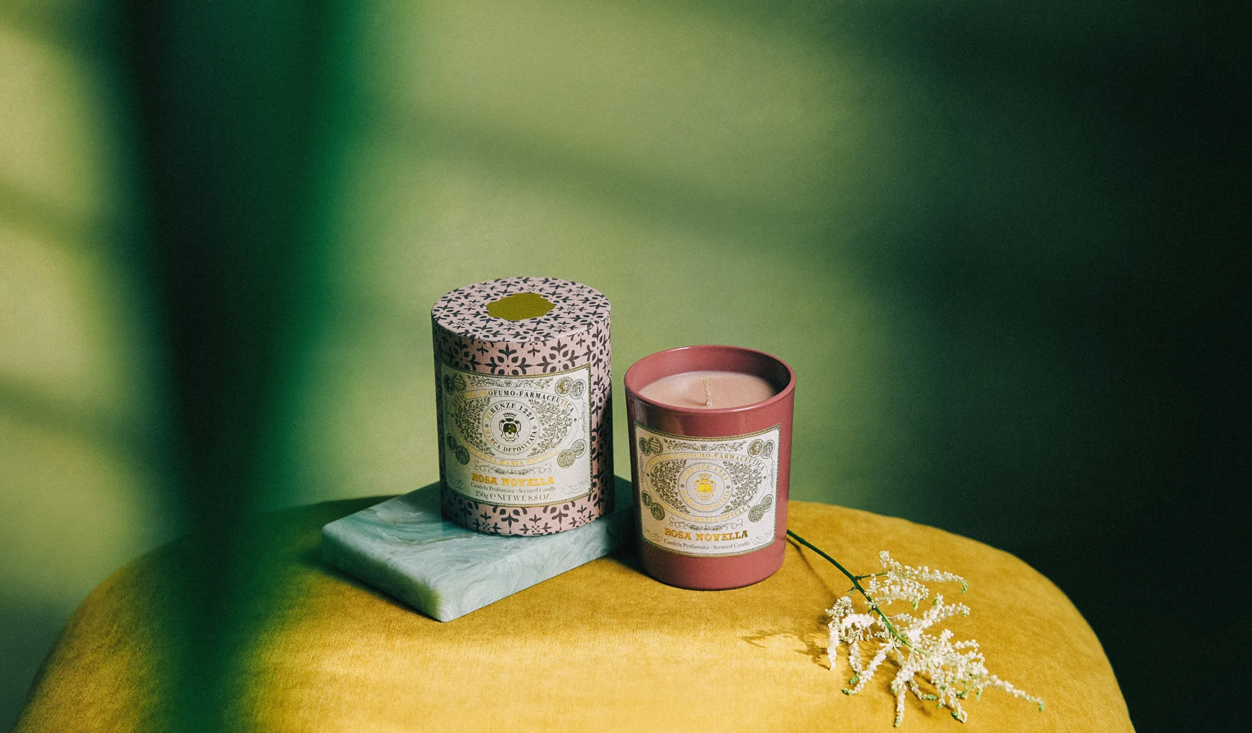 rosa_novella_scented_candle_0.webp Santa Maria Novella Glass Candles>Rosa Novella Scented Candle